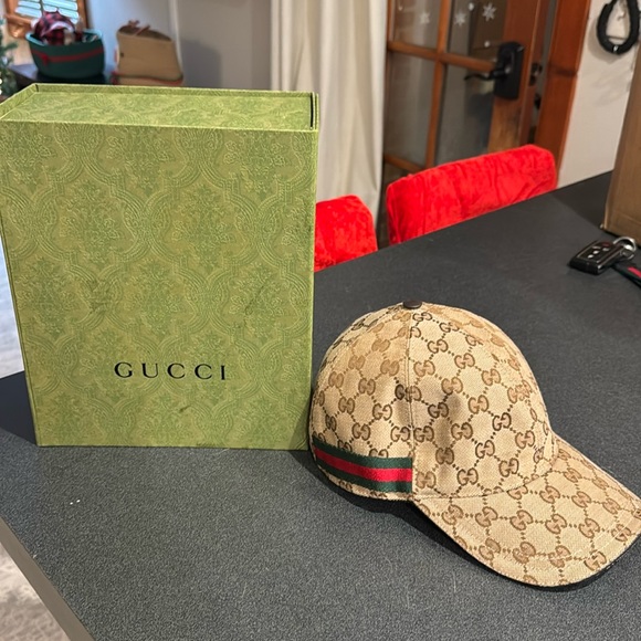 Gucci Original GG Canvas Baseball Hat - Picture 1 of 8